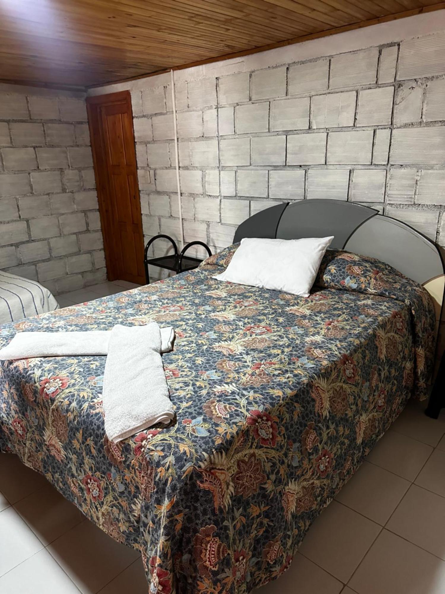 El Manzano  芬卡拉托斯卡纳旅馆酒店 客房 照片